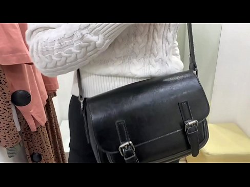 ❤️ Masturbarea în public a tinerei târfe FeralBerry cu un dildo în cabina de probă ❤❌  at ro.gayasianporn.ru ﹏